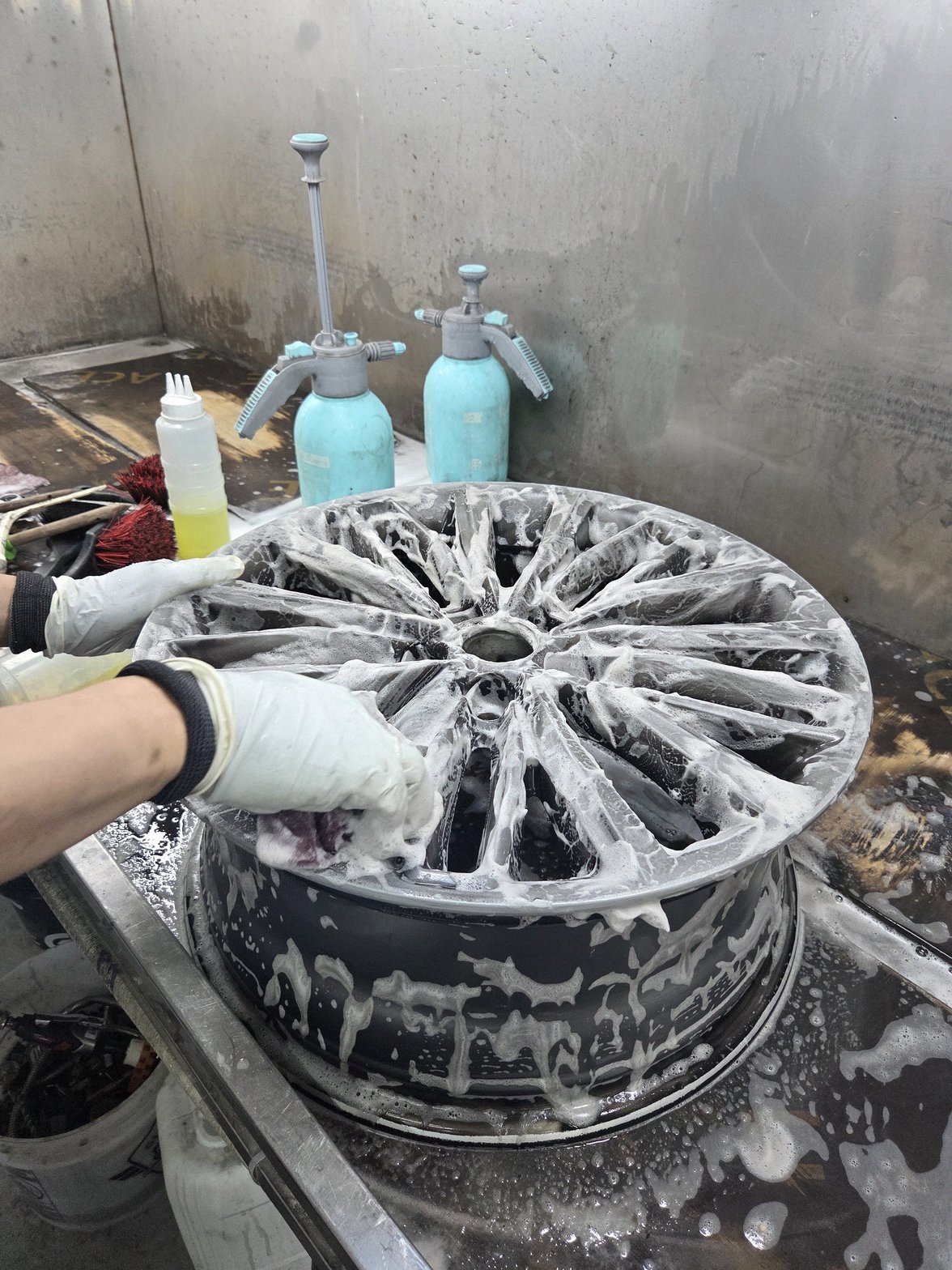 수원 그랜저IG 휠복원도색(휠깨짐고질병) 고스트크롬 시공 14번 — 명품휠스토리 동탄오산점