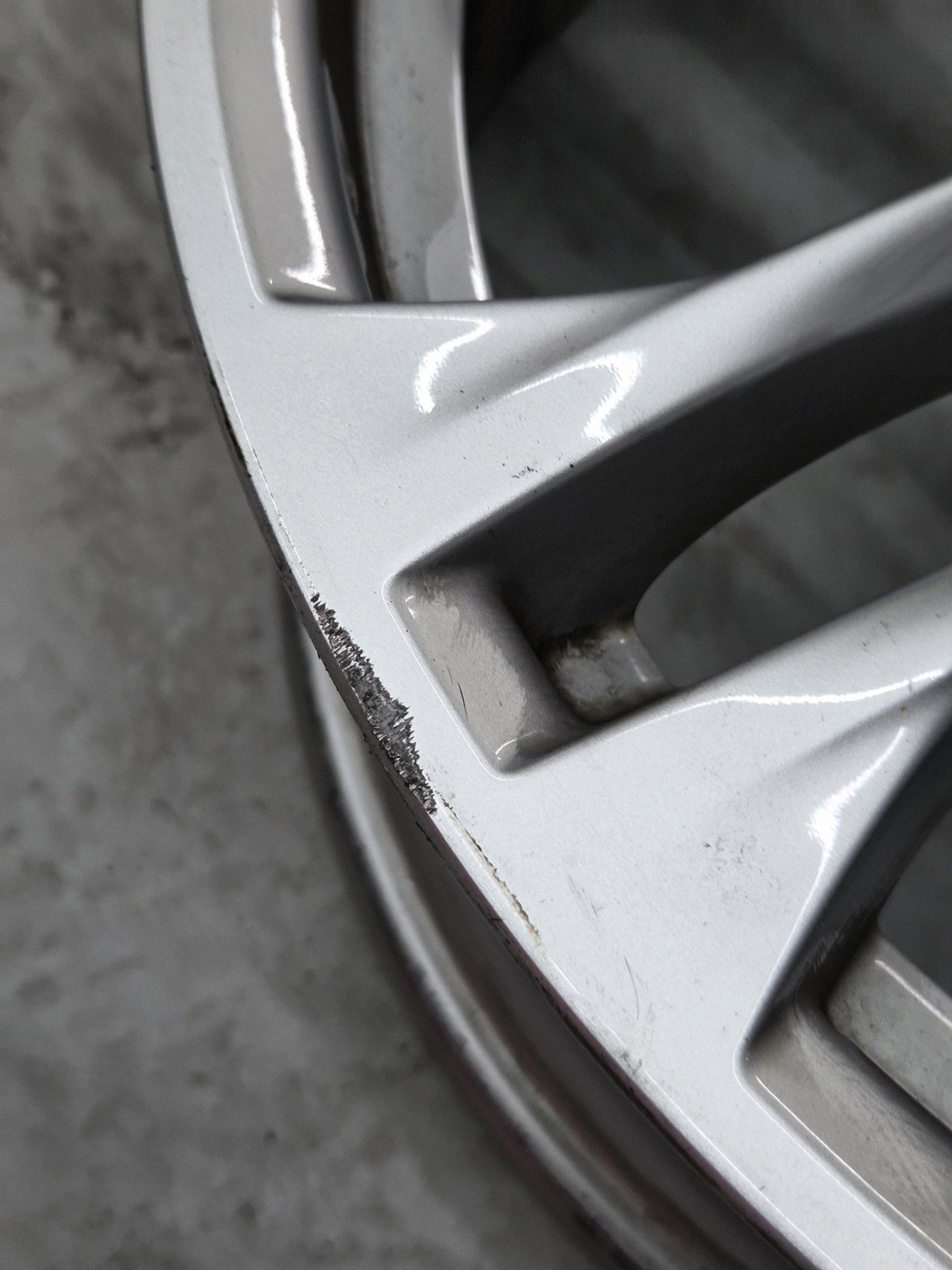 오산 BMW5시리즈 휠복원도색 순정느낌 시공 2번 — 명품휠스토리 동탄오산점