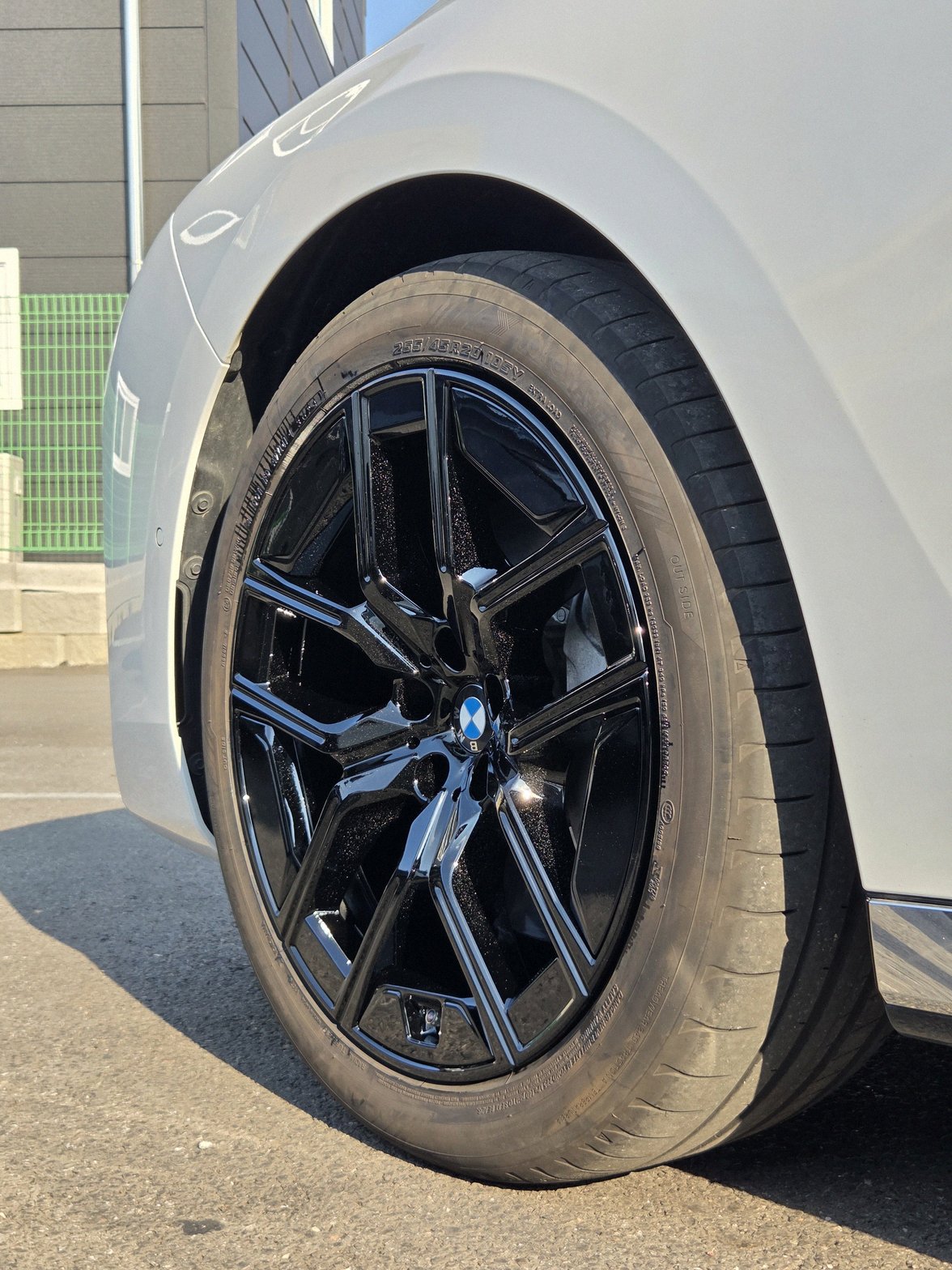 오산 BMW7시리즈 휠긁힘복원 휠도색 블랙유광 시공 11번 — 명품휠스토리 동탄오산점
