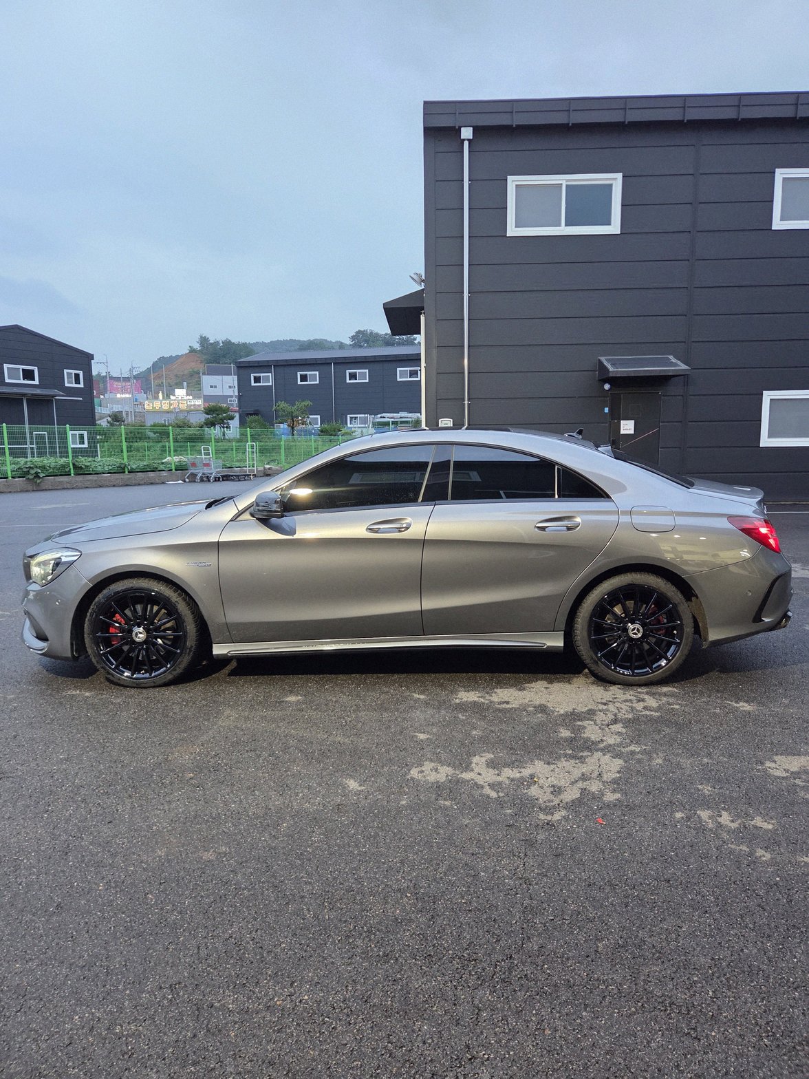동탄 벤츠cla45amg 휠복원도색 캘리퍼도색 블랙유광 레드캘리퍼 시공 13번 — 명품휠스토리 동탄오산점